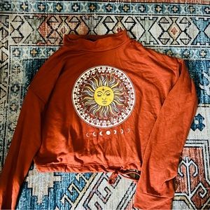 Sun and moon cropped tops